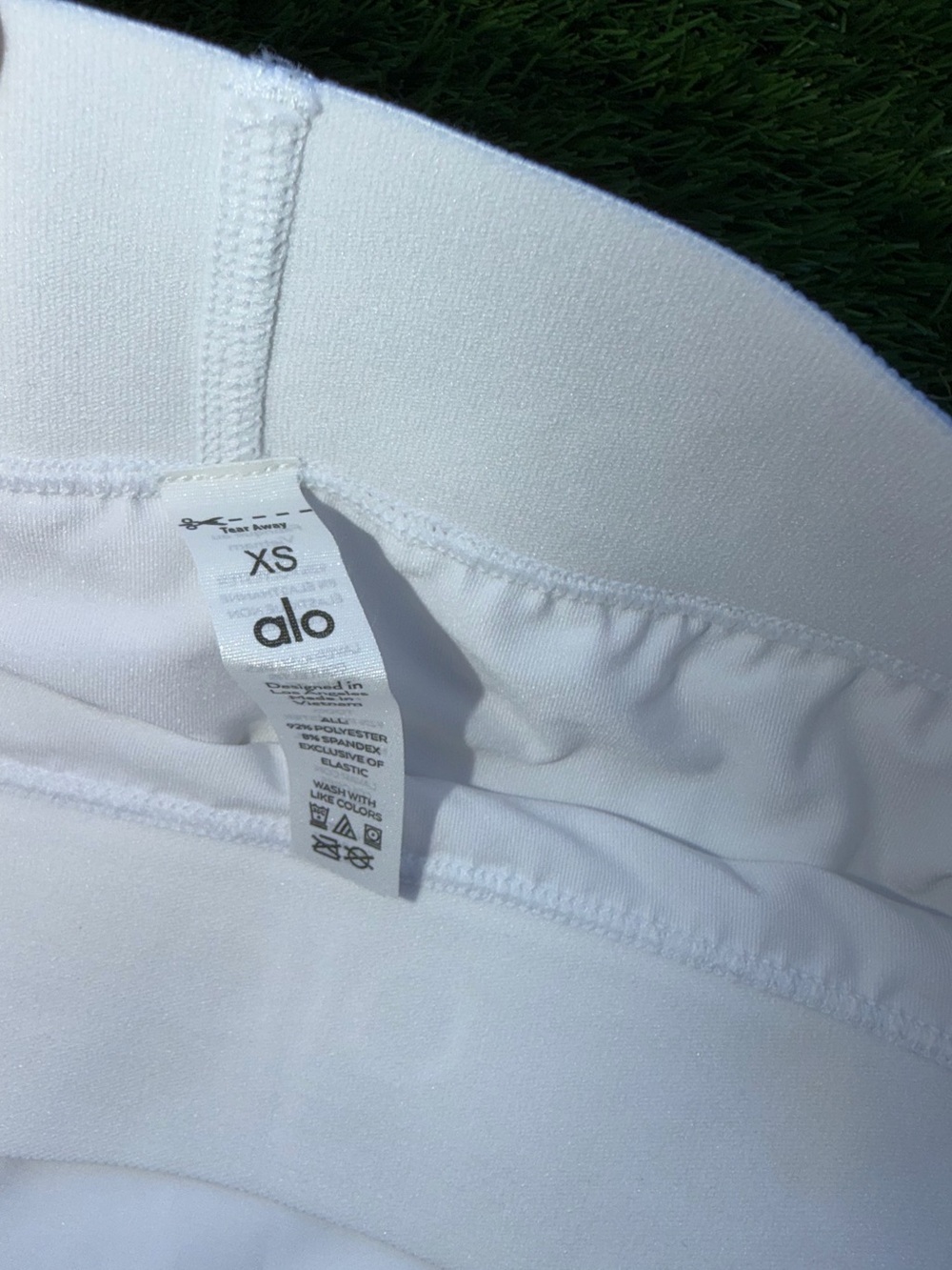 ALO Aces Tennis Skirt in White 🤍 - Picture 9 of 9